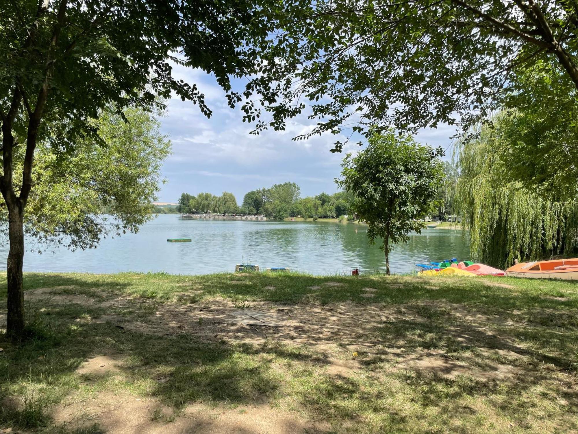 Camping Oaza Bela Crkva  Extérieur photo